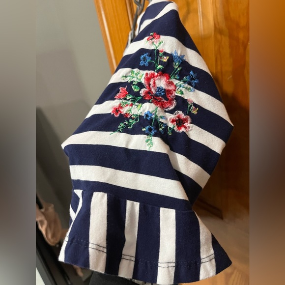 Navy blue & white striped bell short sleeve top- size L - Picture 3 of 7